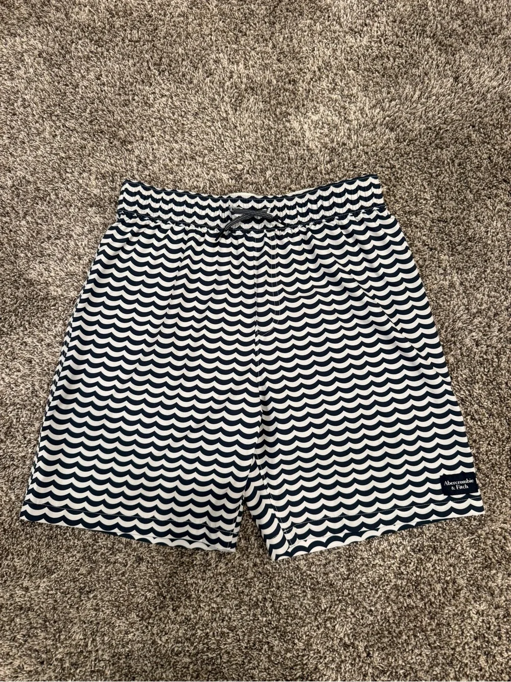 Abercrombie Kids Swim Trunks Boys Size 15/16 Blue White Wave Print Mesh Lined